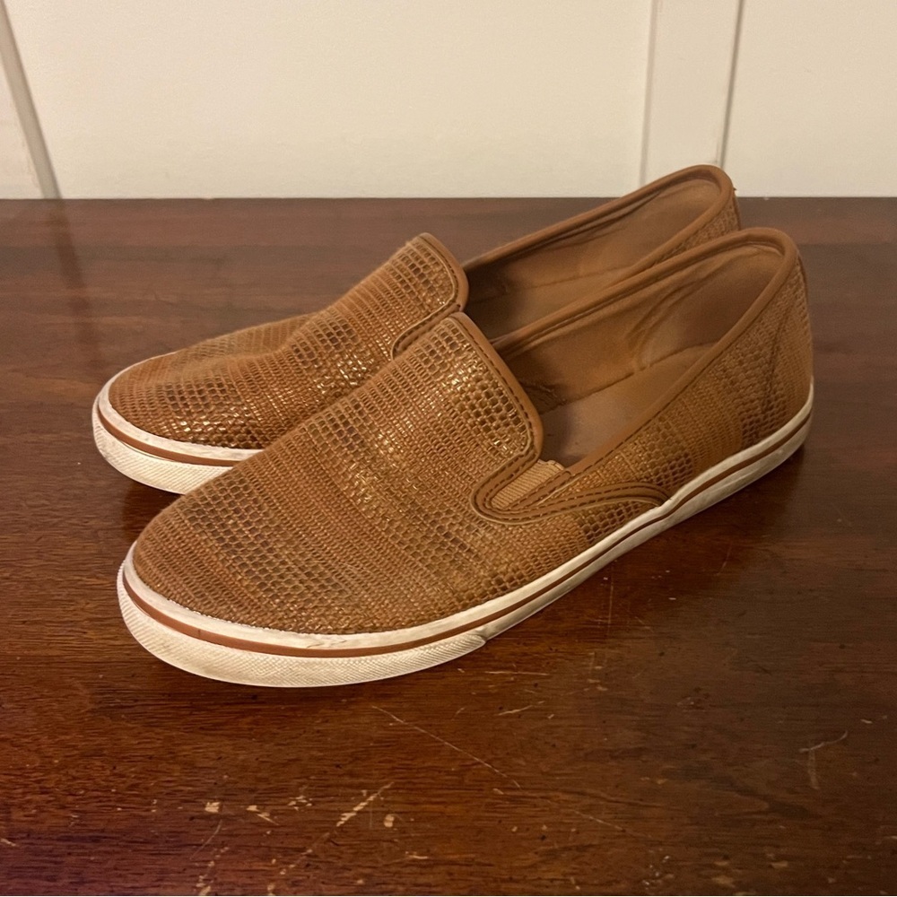Lauren Ralph Lauren Brown Textured Slip-On Flats size 7.5